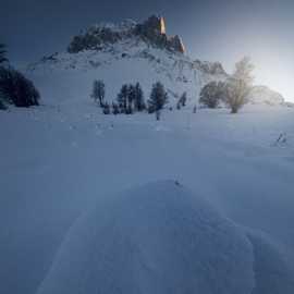 prati di tivo in blu hour