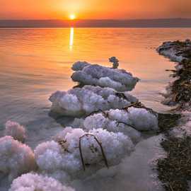tramonto sul mar morto