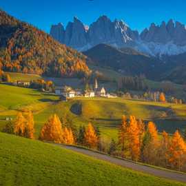 colori autunnali in val-di-funes
