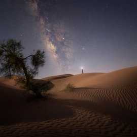 via lattea ripresa nel deserto del sahara durante viaggio fotografico tunisia